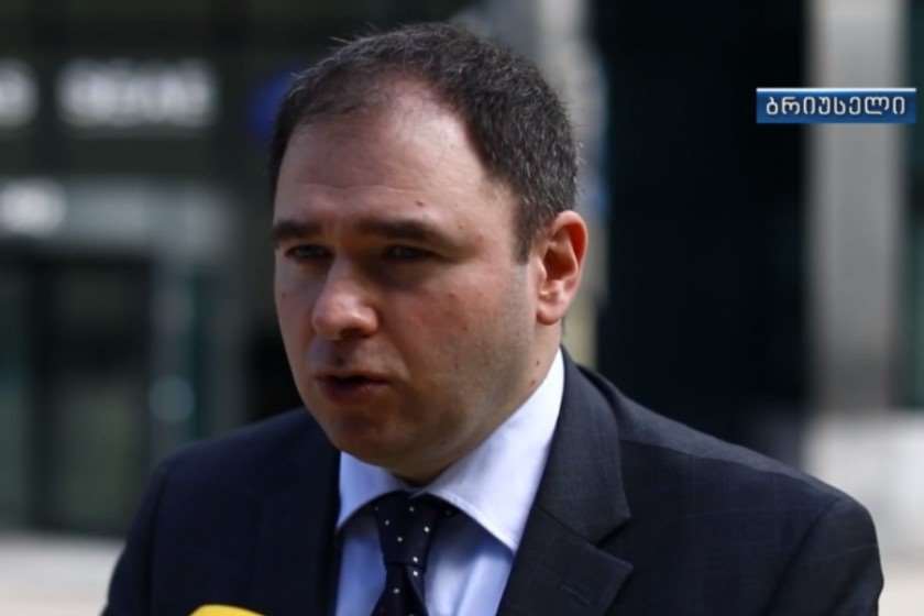 ნიკოლოზ სამხარაძე