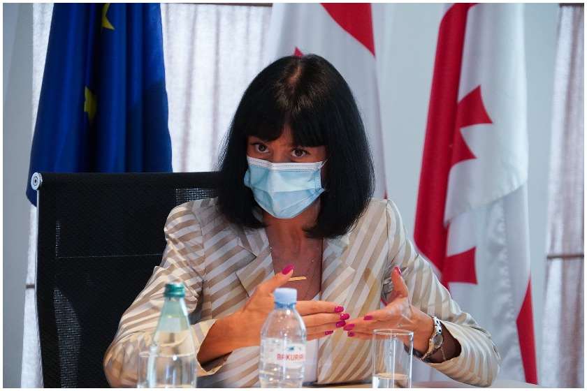 თეა ახვლედიანი
