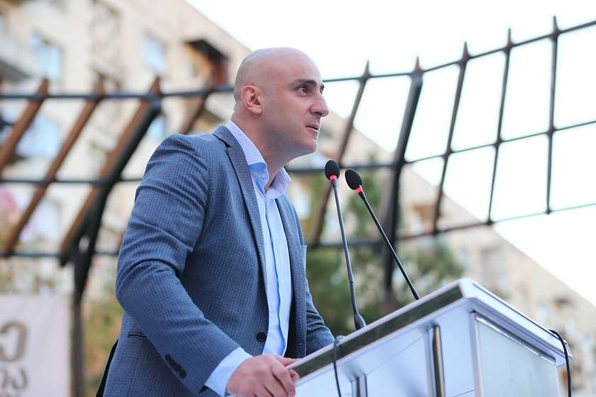ნიკა მელია