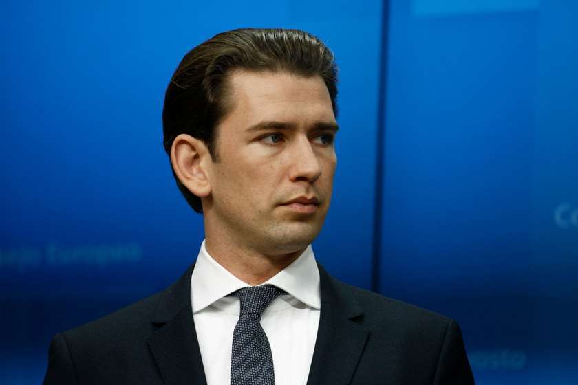 სებასტიან კურცი
