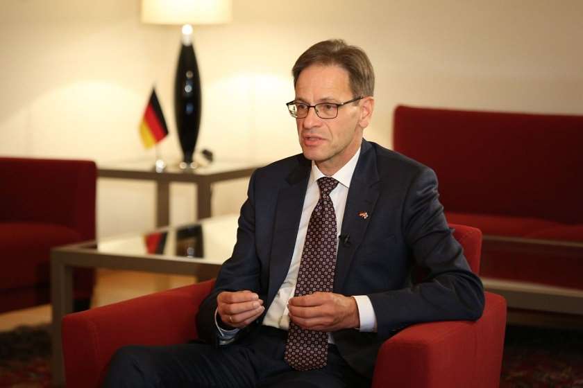 ჰუბერტ ქნირში