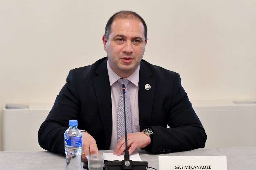 გივი მიქანაძე