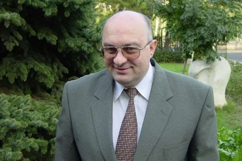 დავით გადელია
