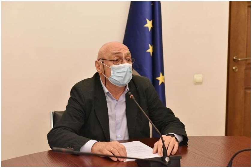 ლადო კახაძე