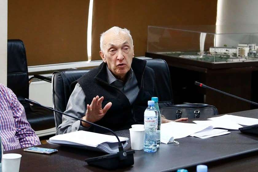 თენგიზ ცერცვაძე