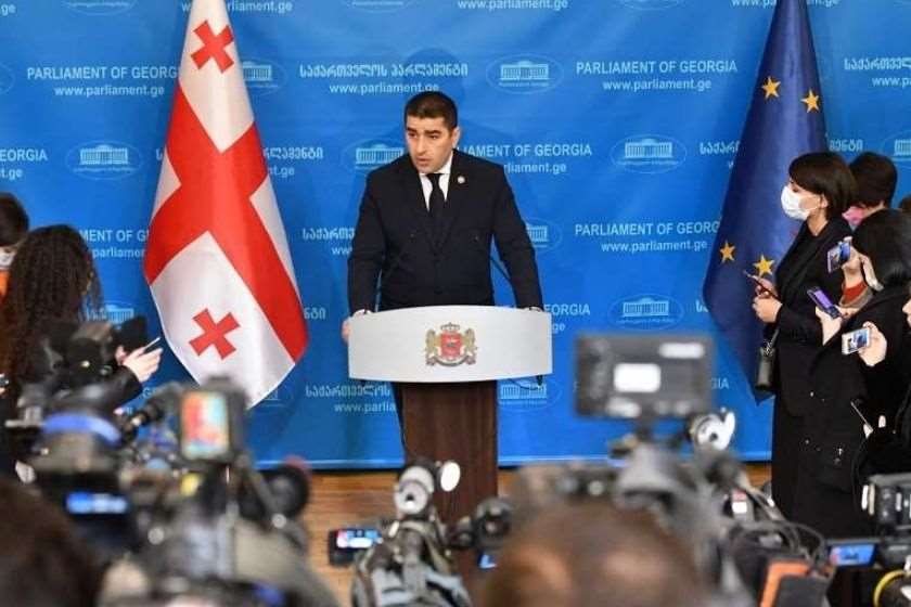 შალვა პაპუაშვილი