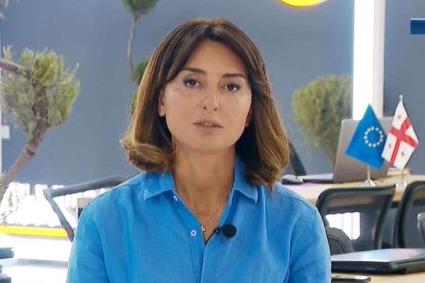 ნინო ლაცაბიძე

