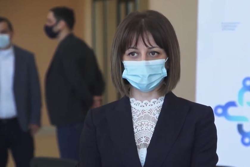 ეკატერინე ტიკარაძე