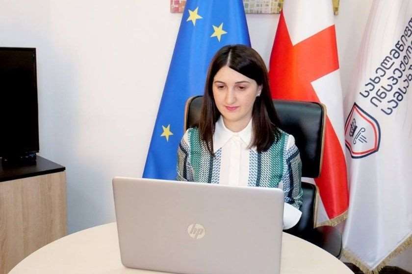 ლონდა თოლორაია

