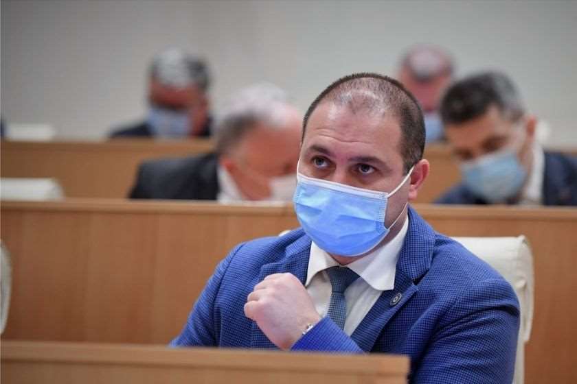 გივი მიქანაძე