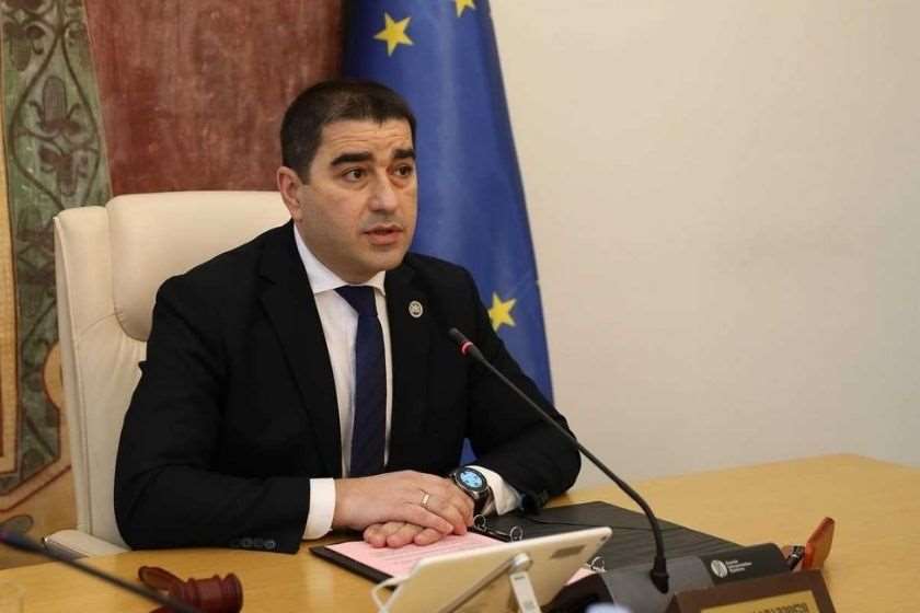 შალვა პაპუაშვილი