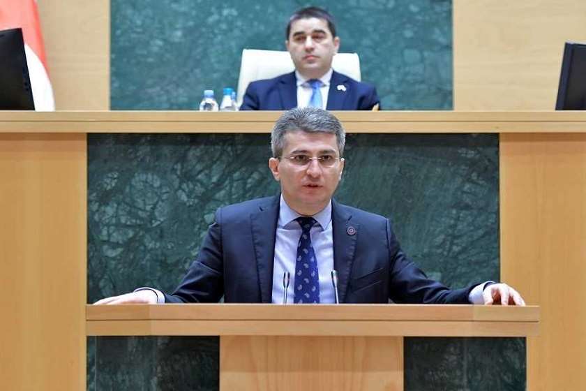 მამუკა მდინარაძე