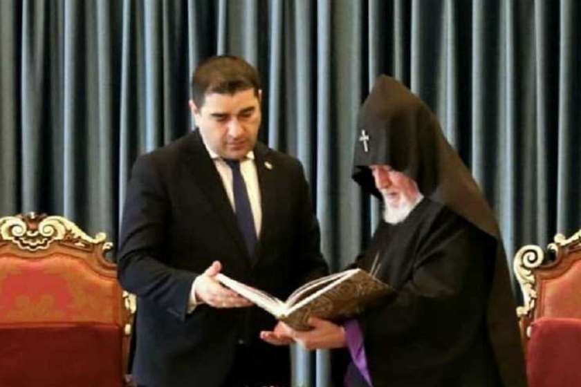 შალვა პაპუაშვილი