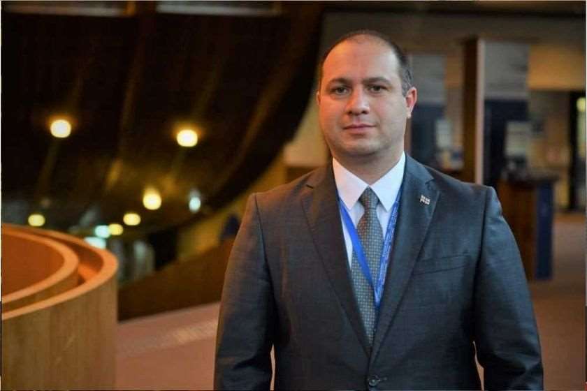 გივი მიქანაძე