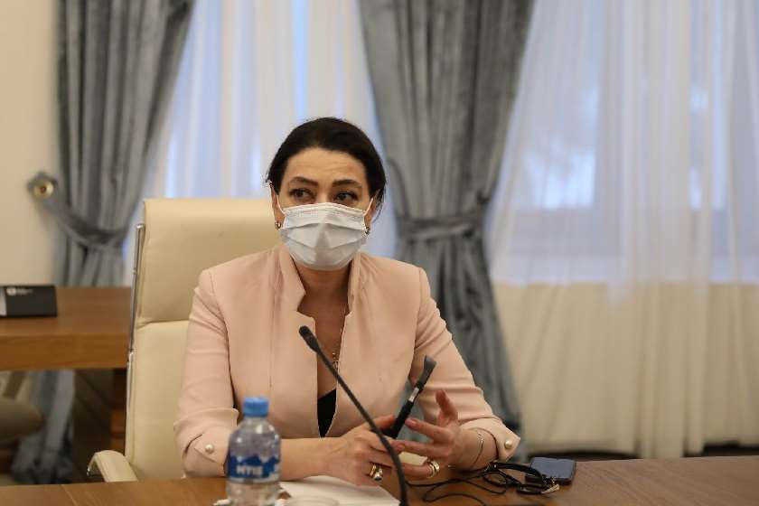 თაკო ჩარკვიანი