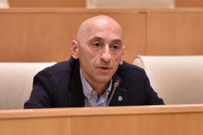 ვახტანგ მეგრელიშვილი