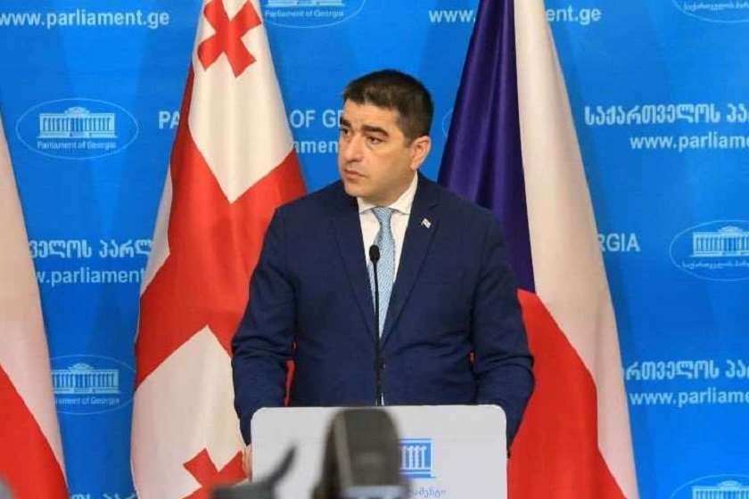 შალვა პაპუაშვილი