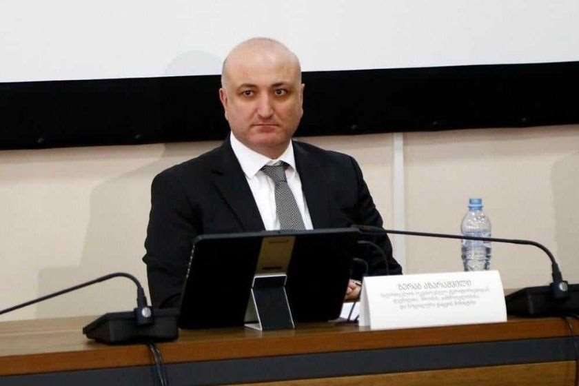 ზურაბ აზარაშვილი

