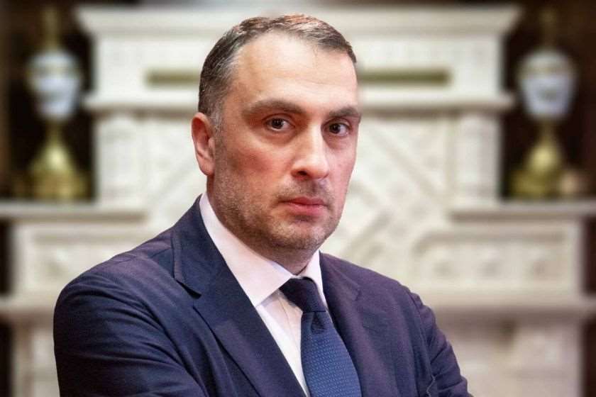 ვიქტორ ყიფიანი

