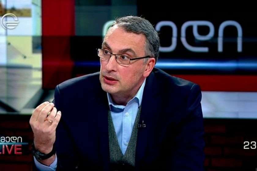 ვიქტორ ყიფიანი

