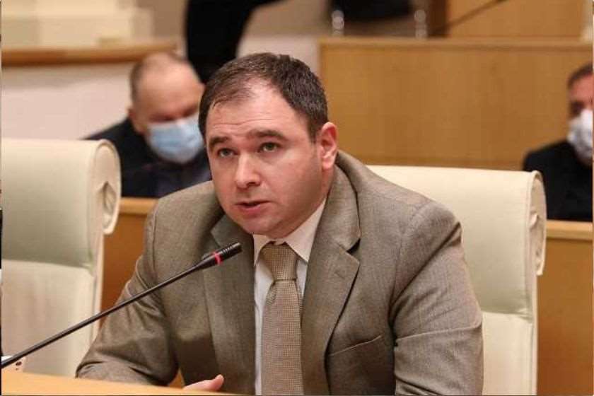 ნიკოლოზ სამხარაძე