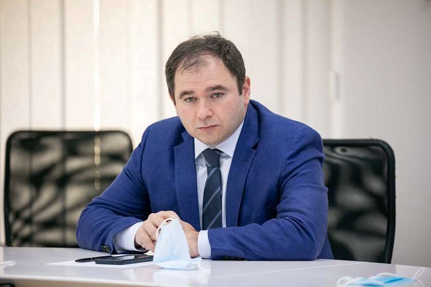 ნიკოლოზ სამხარაძე