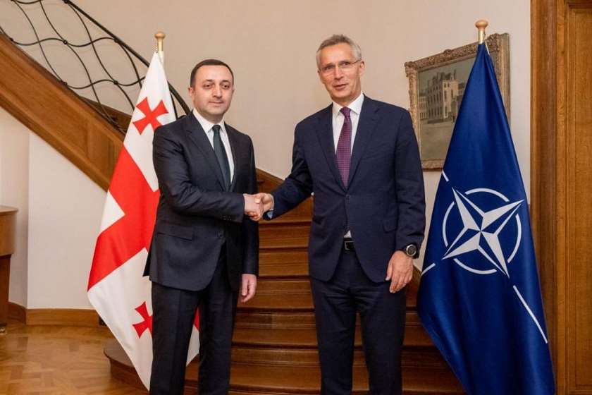 ირაკლი ღარიბაშვილი და იენს სტოლტენბერგი