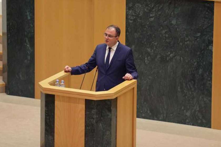 რატი ბრეგაძე