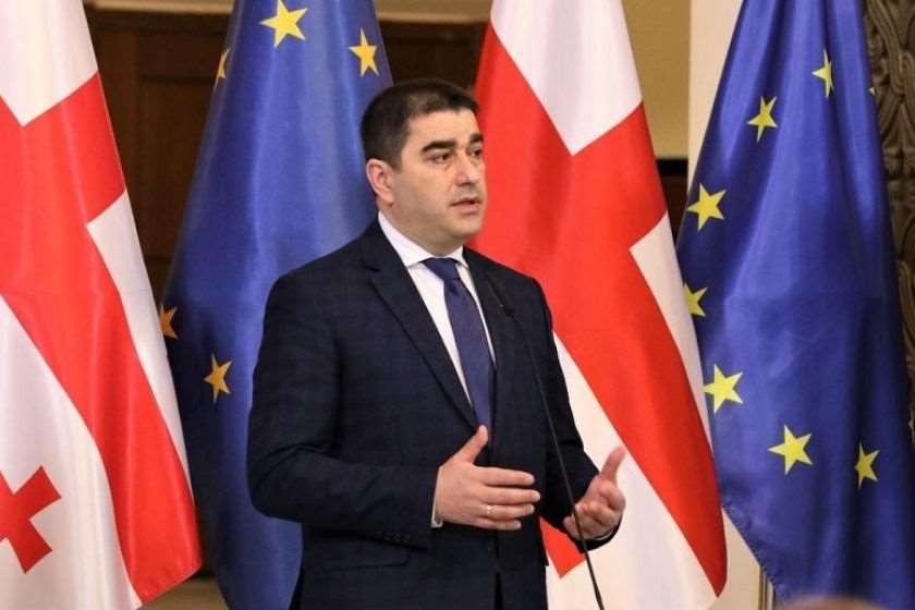 შალვა პაპუაშვილი

