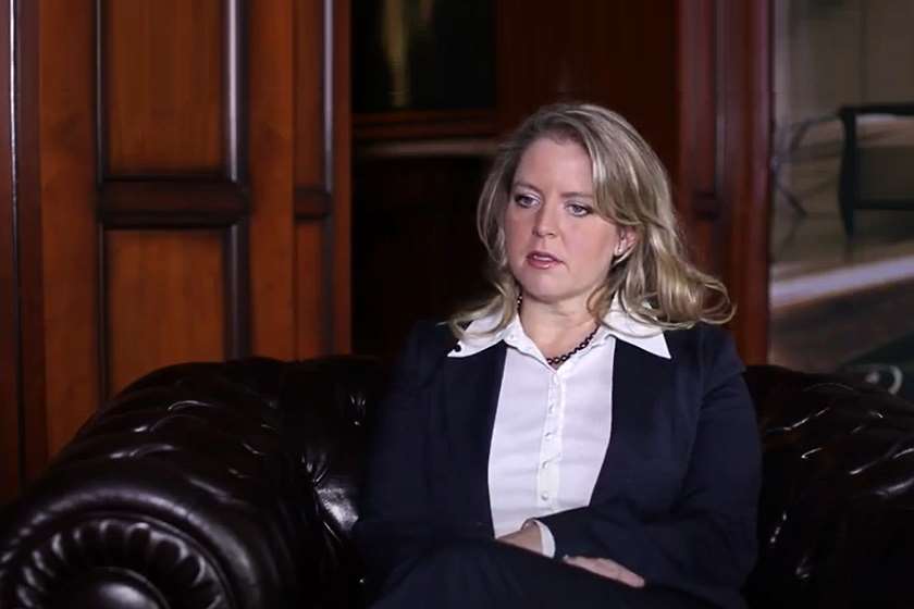 სარა უილიამსონი