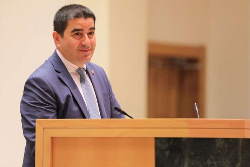 შალვა პაპუაშვილი