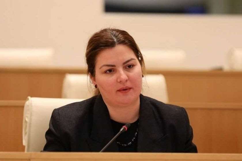 ანა ნაცვლიშვილი