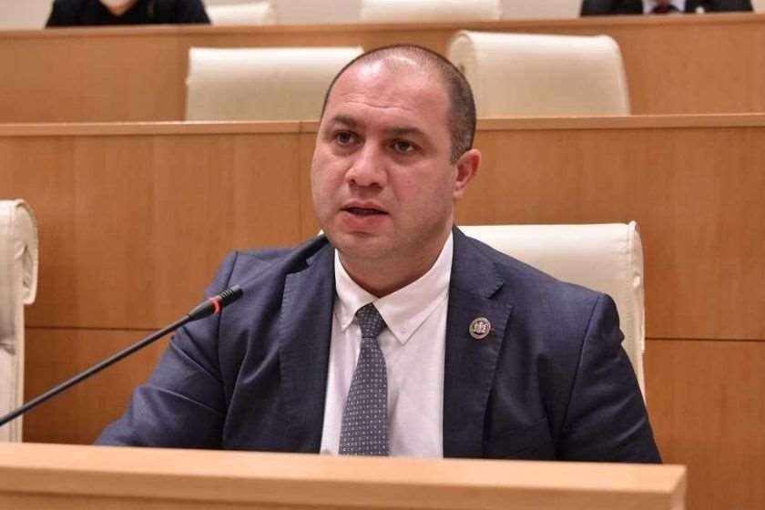 გივი მიქანაძე