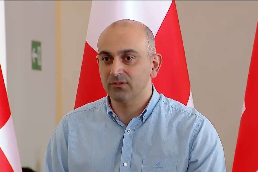 სანდრო რაქვიაშვილი

