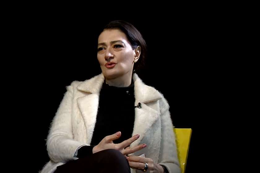 თაკო ჩარკვიანი