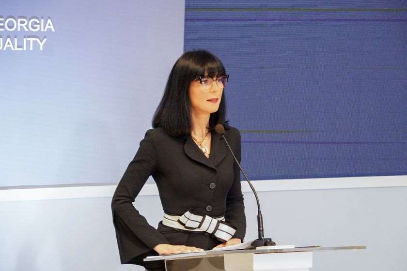 თეა ახვლედიანი