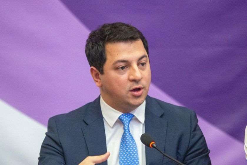 არჩილ თალაკვაძე