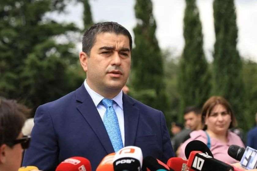 შალვა პაპუაშვილი