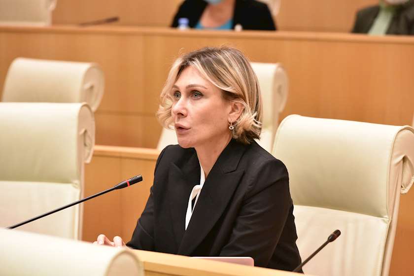 ნინო წილოსანი