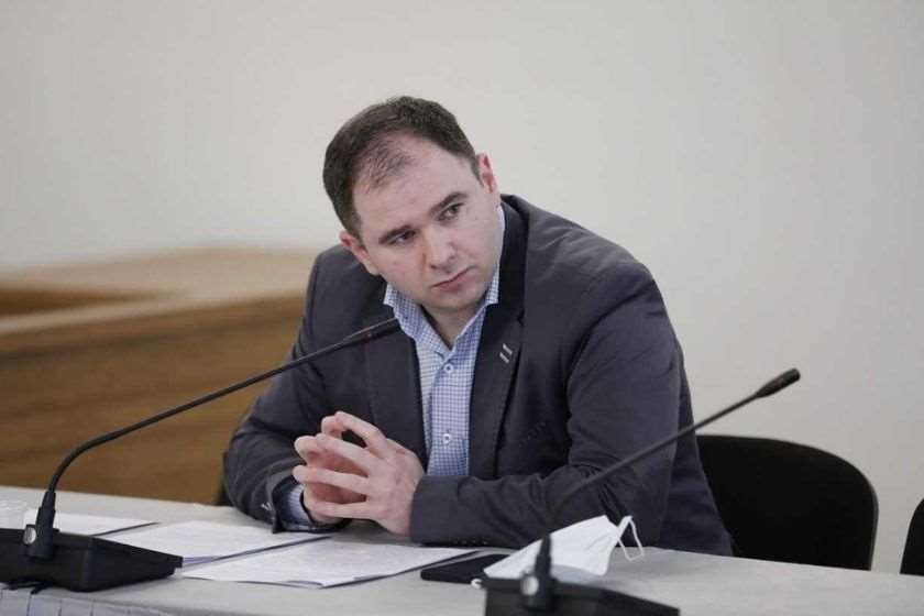 ნიკოლოზ სამხარაძე

