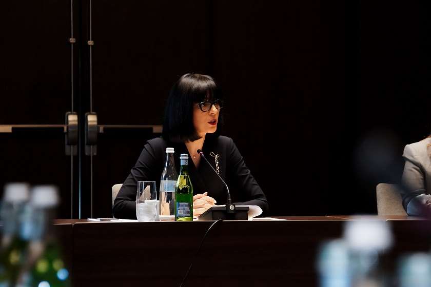 თეა ახვლედიანი