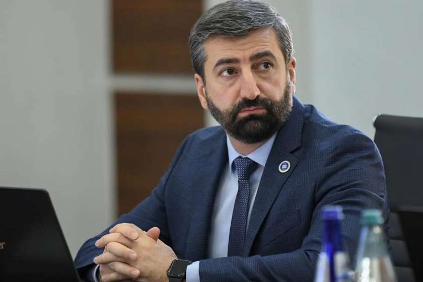 ბაკურ აბულაძე