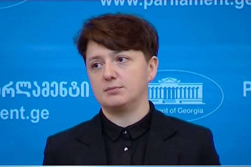 ანა აბაშიძე