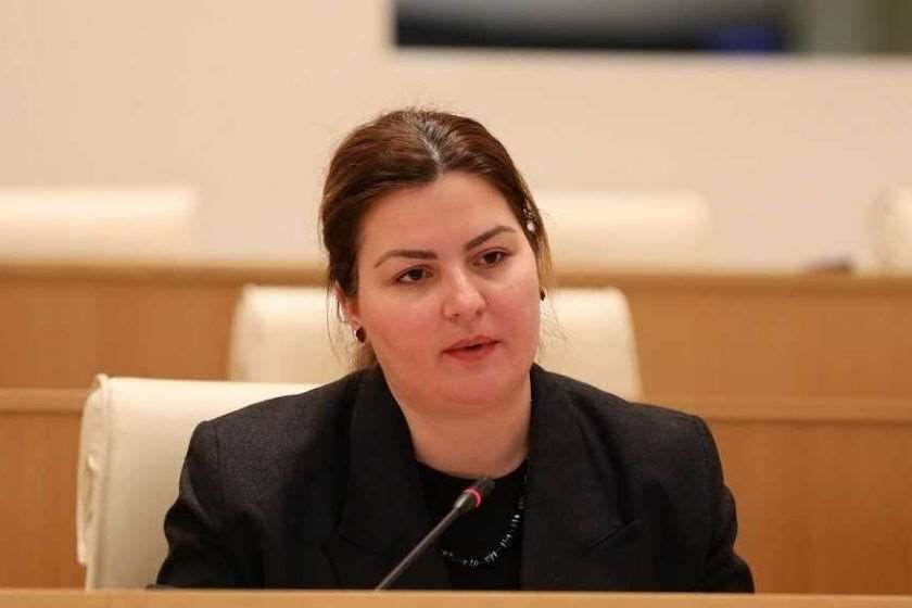 ანა ნაცვლიშვილი

