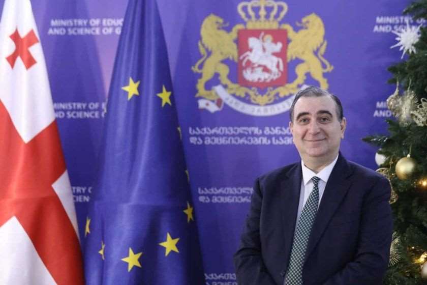 მიხეილ ჩხენკელი