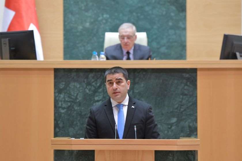 შალვა პაპუაშვილი