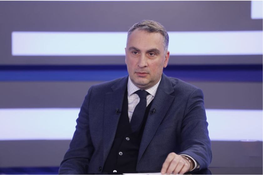 ვიქტორ ყიფიანი