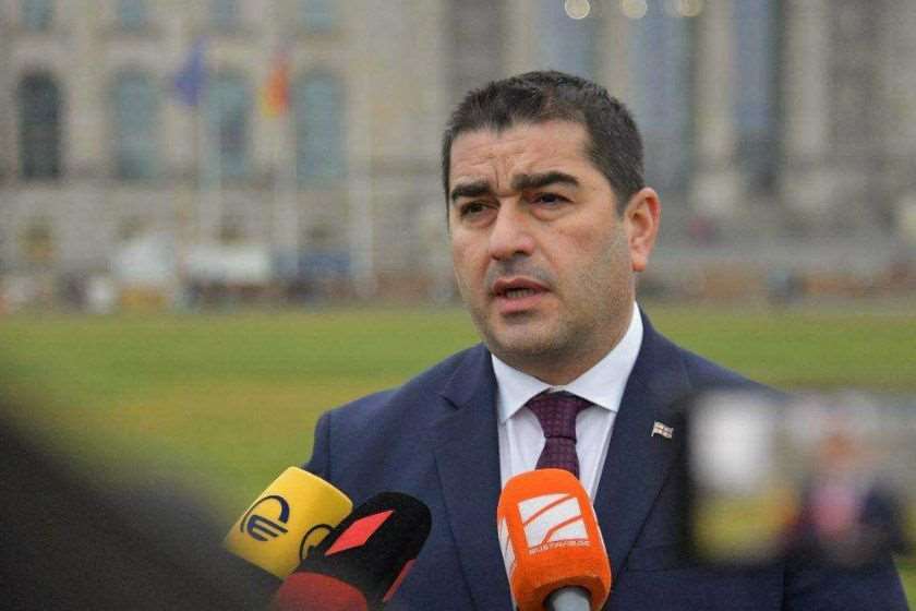 შალვა პაპუაშვილი

