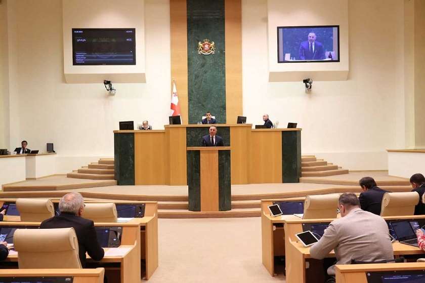 ვახტანგ გომელაური