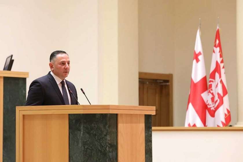 ვახტანგ გომელაური